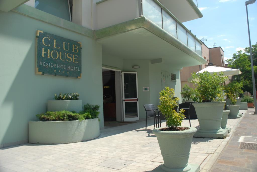 Residence Hotel Club House Cattolica Buitenkant foto